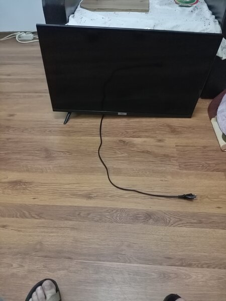 Televizor smart TCL ca nou Urgent
